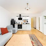 Apartament Old Town Standard By Bookinghost *