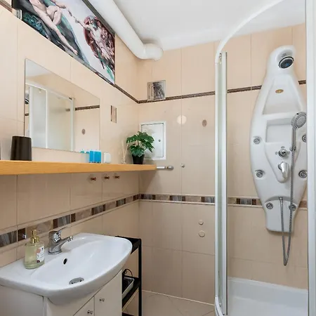 Apartamento Old Town Standard By Bookinghost