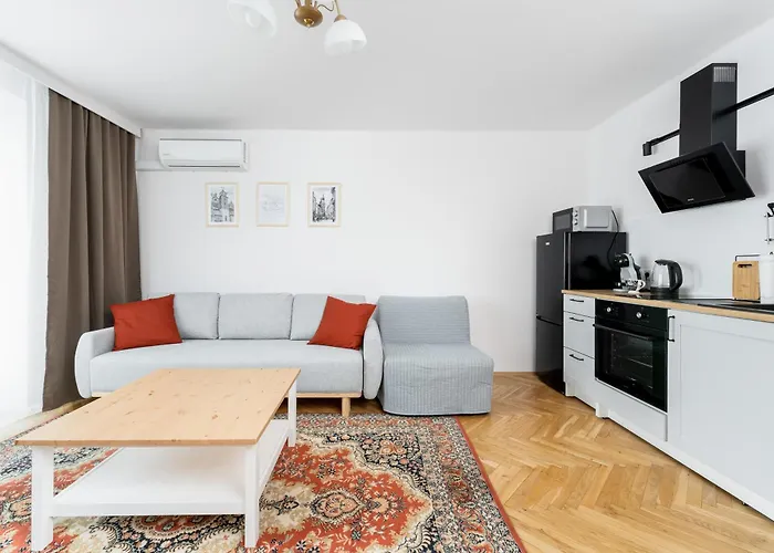 Old Town Standard By Bookinghost * Kraków